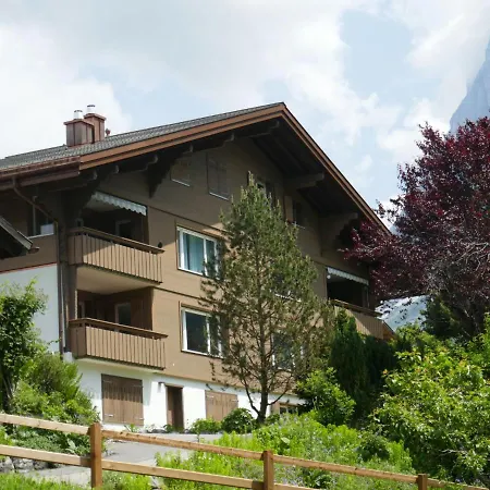 Lägenhet Apartment Chalet Almis 5 By Interhome